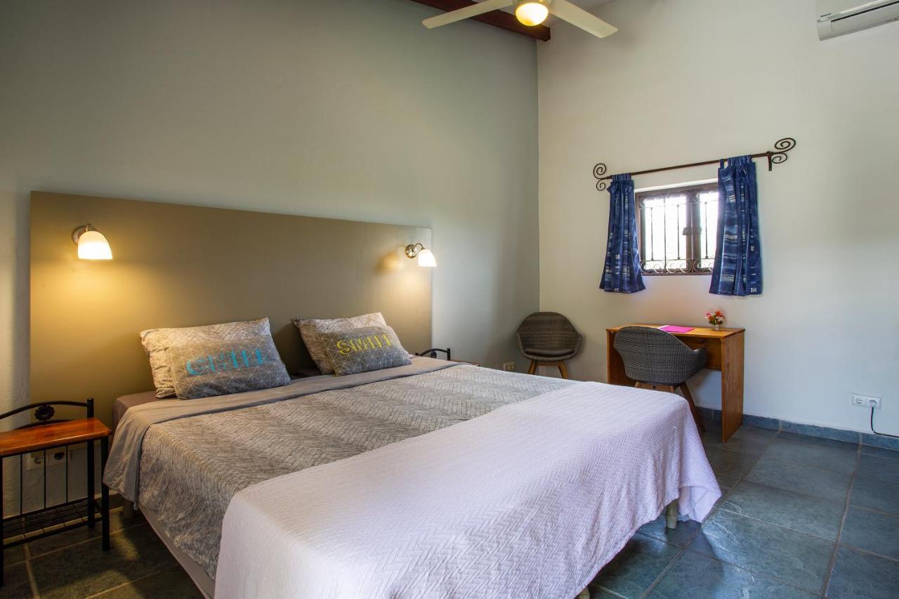 Bed And Breakfast Toni Kunchi Willemstad Exteriör bild