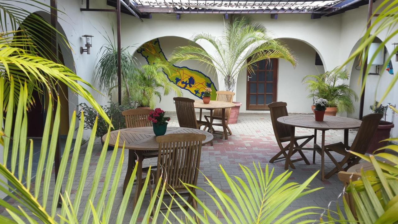 Bed And Breakfast Toni Kunchi Willemstad Exteriör bild